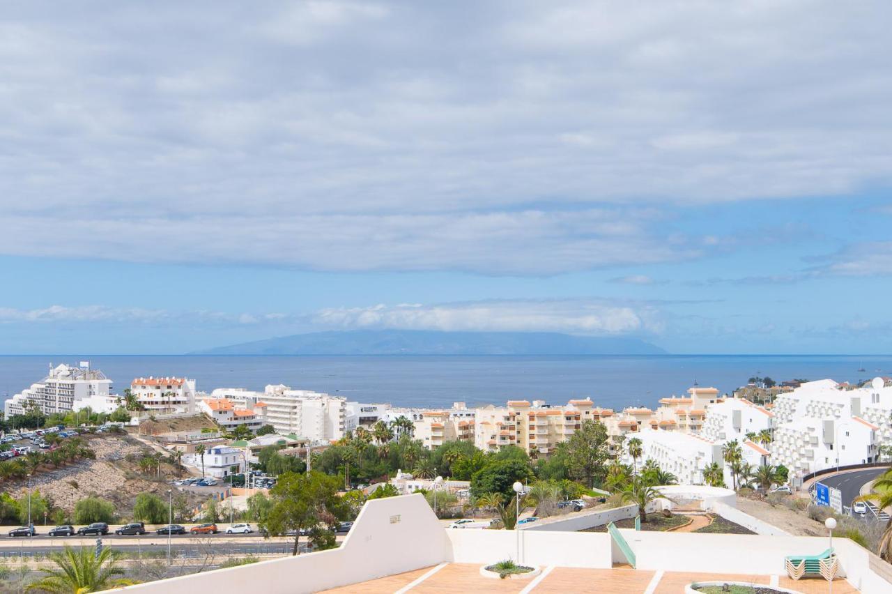Sea View, Newly Renovated, 2 Bedrooms Apartment In Costa Adeje Exteriör bild
